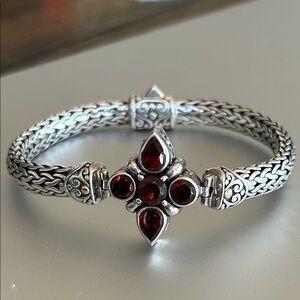 Garnet Wheat Weave Bali Bracelet